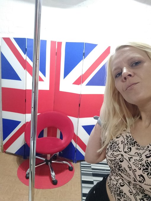 Naughty or Kinky  Or a bit of both... Studios deep cleaned and ready for some fun 😜 Book your shoots<a href="/tag/adultwork"class="tags"><span>#adultwork</span></a>