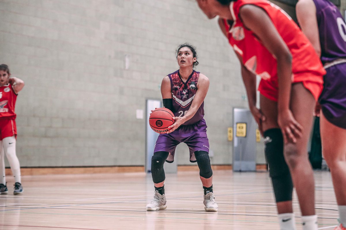 NBLengland's tweet photo. Ester Little, Harriet Welham &amp; Makana Stone are in the NBL record books. 

Stats master @daveowenbball has updated his performance leaderboards (2003/04 onwards).

✅ Career totals
✅ Single-season averages
✅ Three-season averages

Read ➡ https://t.co/LfI2i0ATTb https://t.co/nZlGUScjZs
