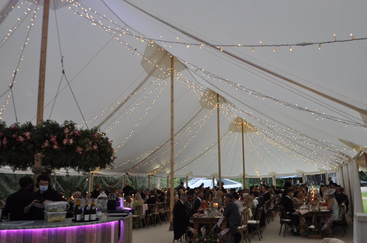 sally_abbas1's tweet photo. This has got to be my favorite of the Season so far!

#canvaspole
#weareback
#woodenpole
#pealights
@AbbasMarquees1 https://t.co/K89i1sBDl3