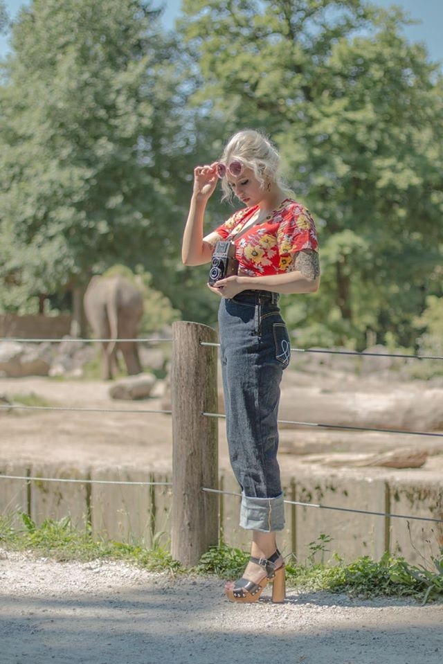 Ladies, WE NEED YOUR HELP!

We really want to improve our youtube channel and upload more video.
We would love to know what content do you want to see us sharing? what kind of video?

We are super excited to read your answers! 😍
lady-k-loves.com