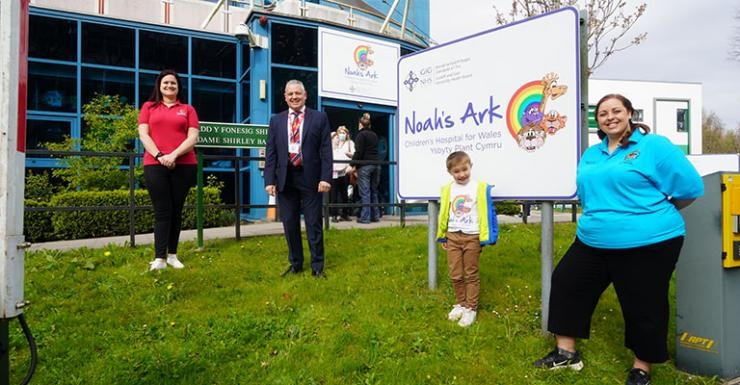 🎨 South Wales Freemasons donate £50,000 to support a vital play service at Wales' only Children's Hospital in Cardiff

👉 Read More at bit.ly/SouthWalesPlay…

#Freemasons <a href="/SouthWalesMason/">Provincial Grand Lodge of South Wales</a>