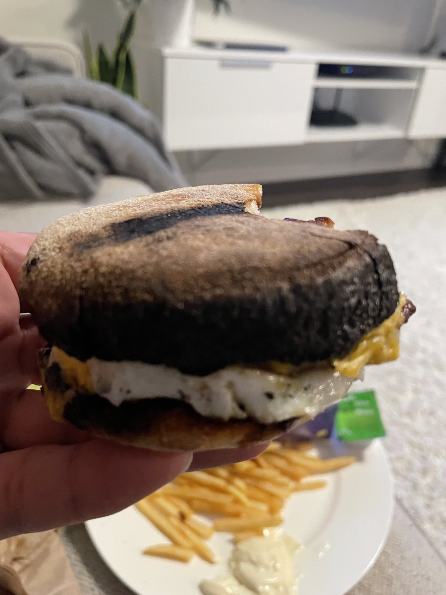 Andrewlowedown's tweet photo. Hey @McDonaldsCanada thanks so much for the burnt breakfast sandwich 🤢👎🏽 https://t.co/fSVSNKBgGF