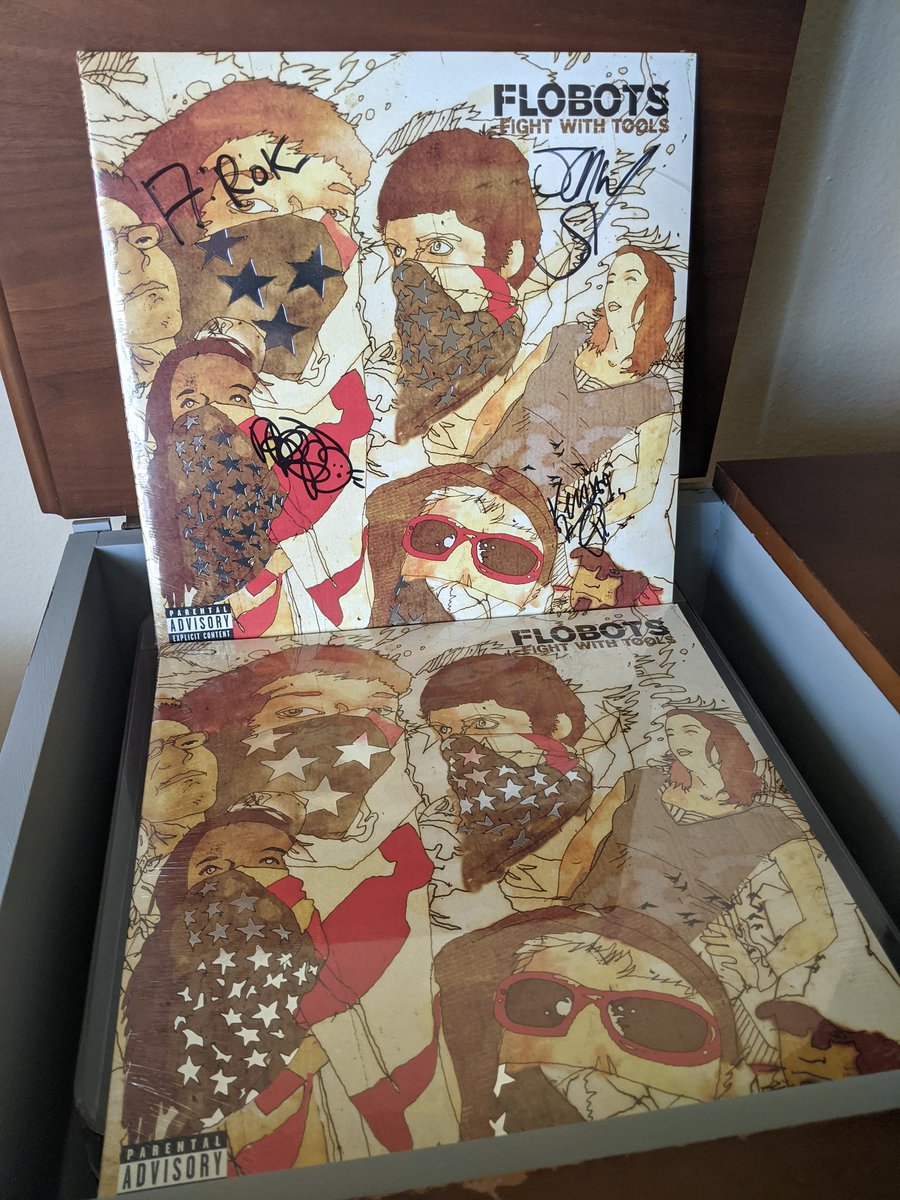 joelswilliams_'s tweet image. #FightWithTools #vinyl @flobots