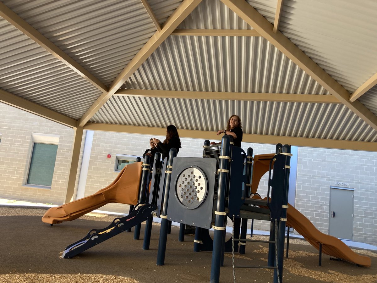 Longoria_TG's tweet photo. Our wonderful Admin testing the equipment to ensure our little Comets 💫 are safe!! Always student focused ☺️ #cometsonwardandupward #iamepisd https://t.co/porYf2I8hI