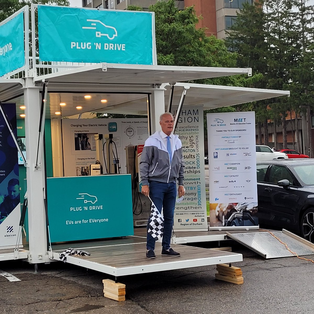 Plug'n Drive tweet media