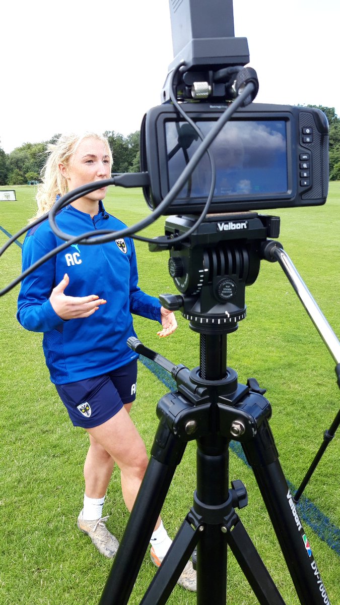 surreyfa's tweet image. A great day filming with @AFCWimbledon as part of our mental health project with @beder_uk &amp;amp; @CapCo_Tweets 💙

#ThisIsSurreyFootball #AFCW