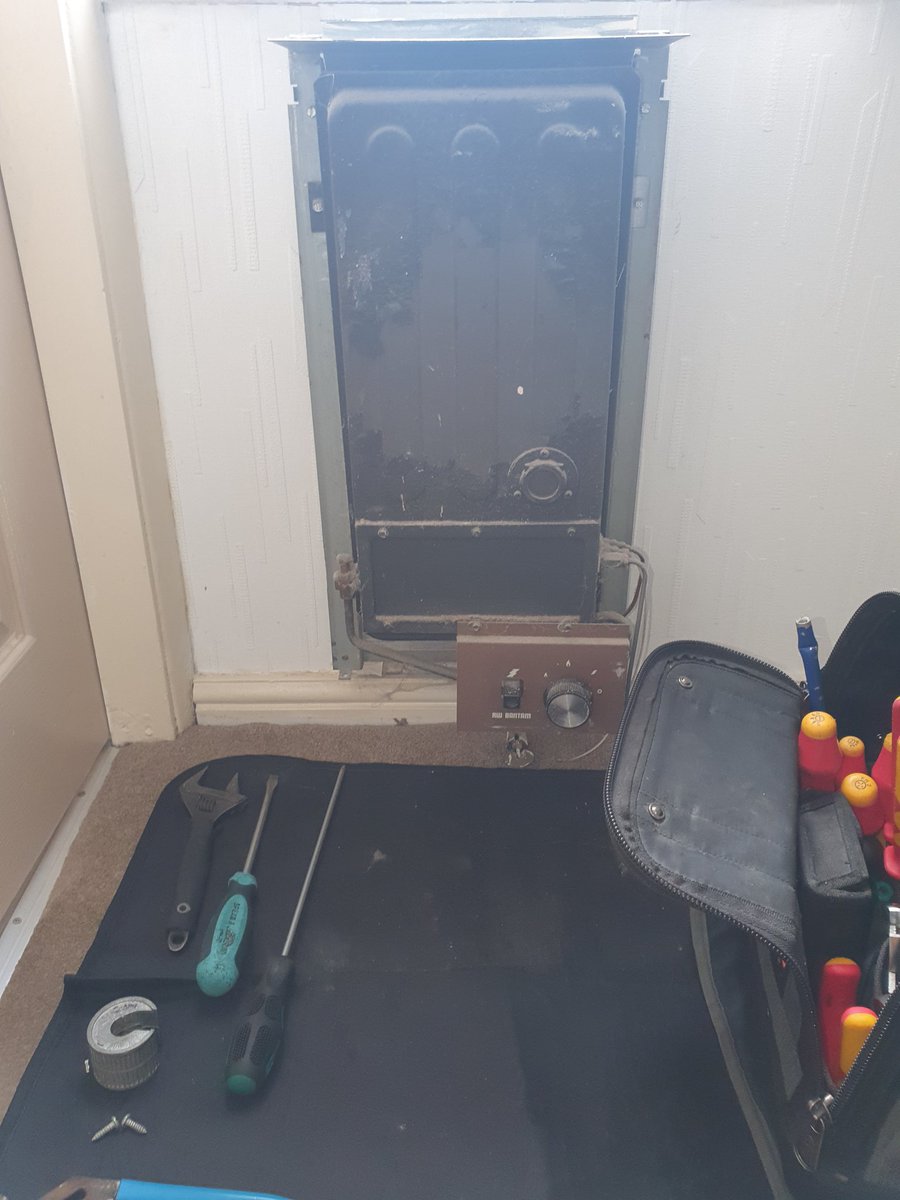 This morning, we removed an old gas fired wall heater for a customer, ready for the installation of a stair lift.
We removed the wall heater, pipework&amp;capped the supply to it. Doing a tightness test before&amp;after the work. 
Customer now has plenty of room for the stair lift.
👍🏻👌🏻