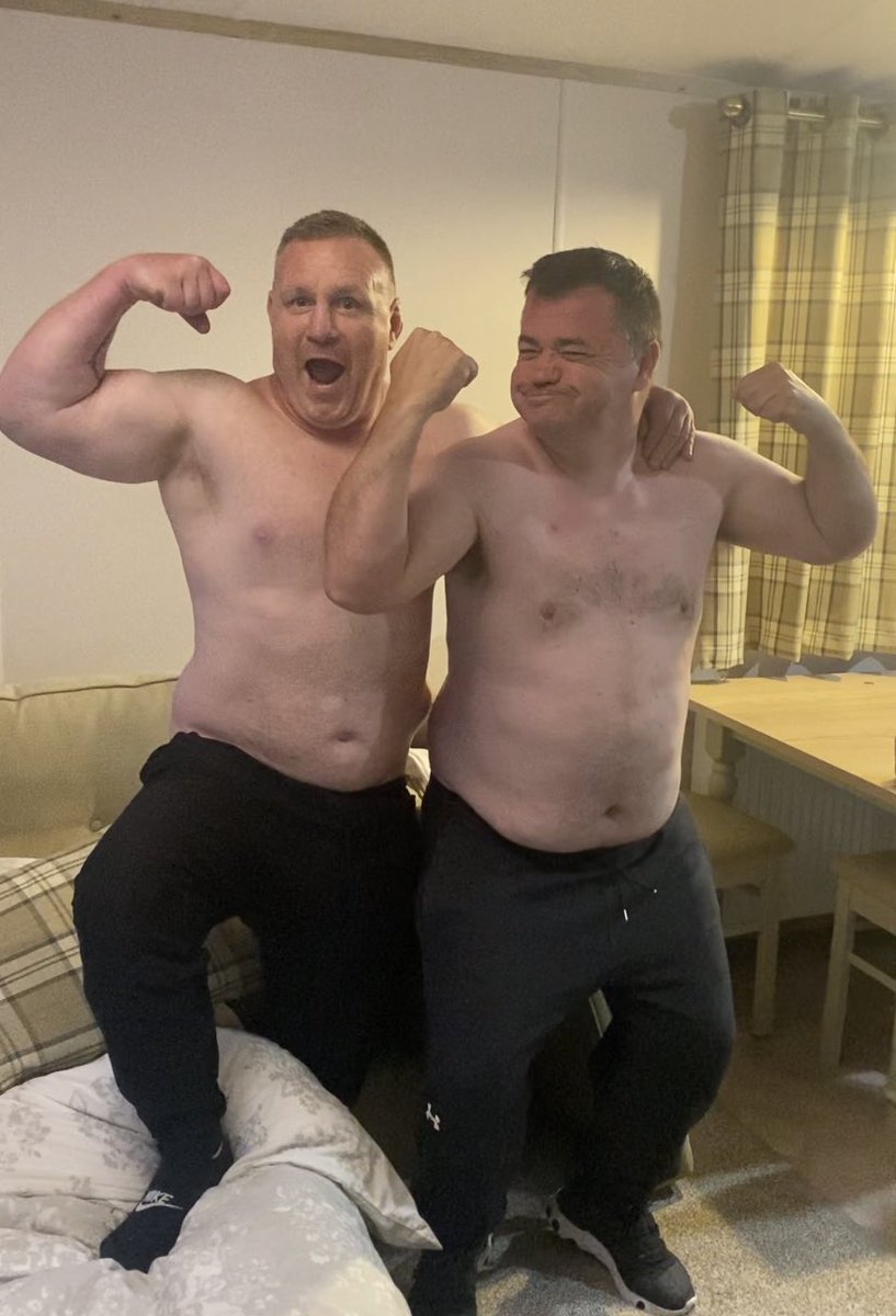 Billy Moore tweet media