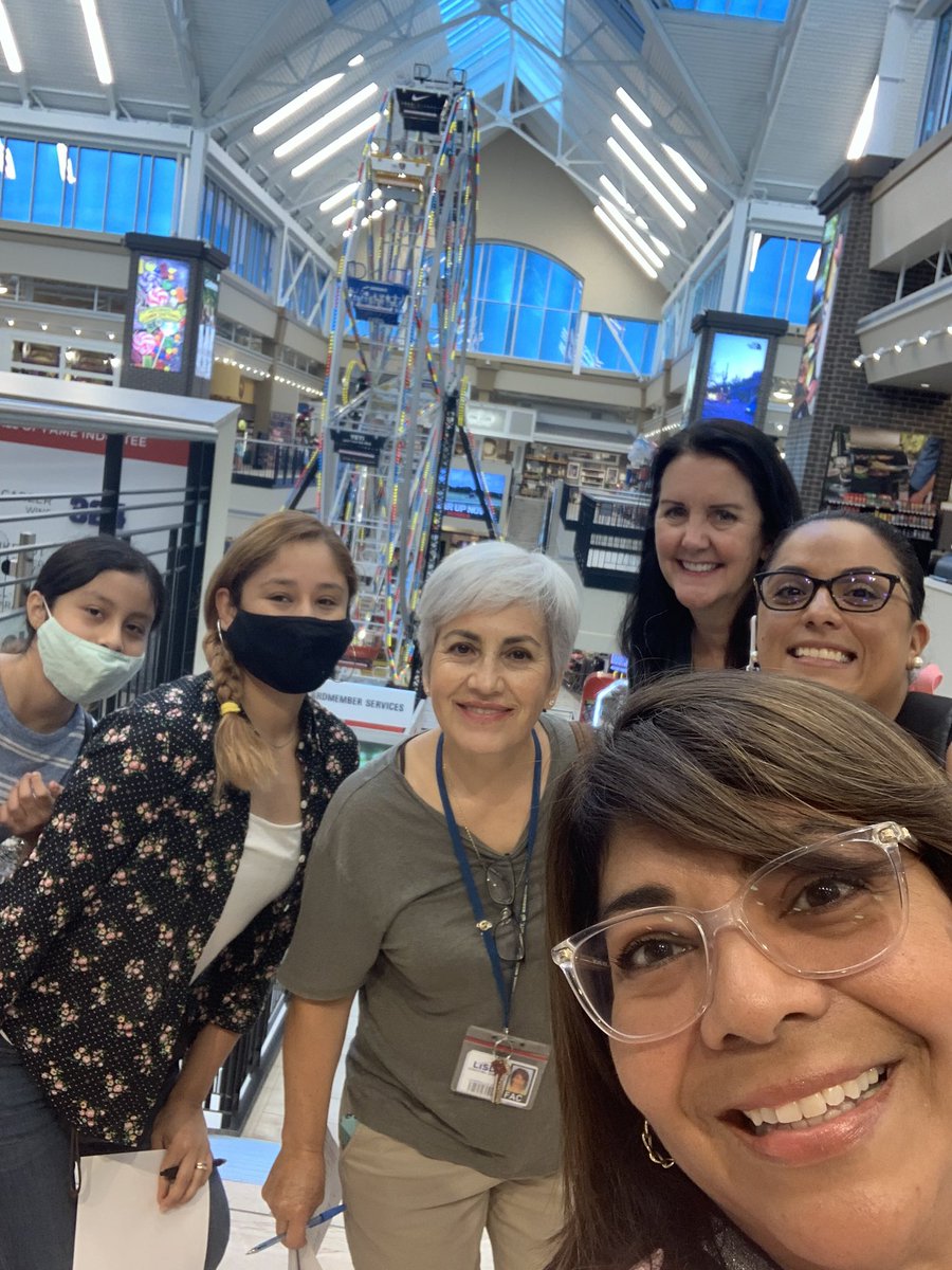 aliciarrowland's tweet photo. Adventures by the Ferris wheel @LewisvilleES in @thecolonyscheels #LVESfearlessleaders https://t.co/s1ll9yINdd