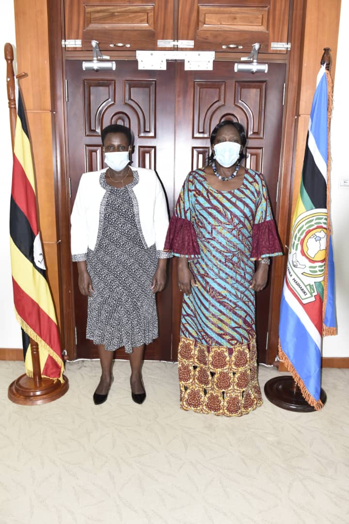Vice President Jessica Alupo (@jessica_alupo) on Twitter photo I'm grateful, to have had a working chat with my Sister; the First Deputy Premier and Minister of East African Community Affairs, the Rt. Hon <a href="/RebeccaKadagaUG/">Rebecca Alitwala Kadaga</a> . Thank for the continued great service to our nation. You have set a lasting legacy. I'm grateful, to have had a working chat with my Sister; the First Deputy Premier and Minister of East African Community Affairs, the Rt. Hon <a href="/RebeccaKadagaUG/">Rebecca Alitwala Kadaga</a> . Thank for the continued great service to our nation. You have set a lasting legacy.