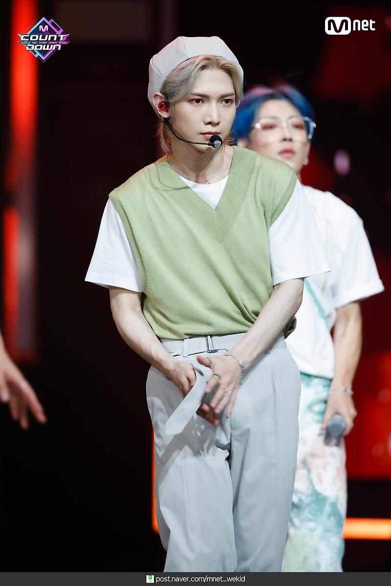 n년 전 오늘의 여상 tweet media