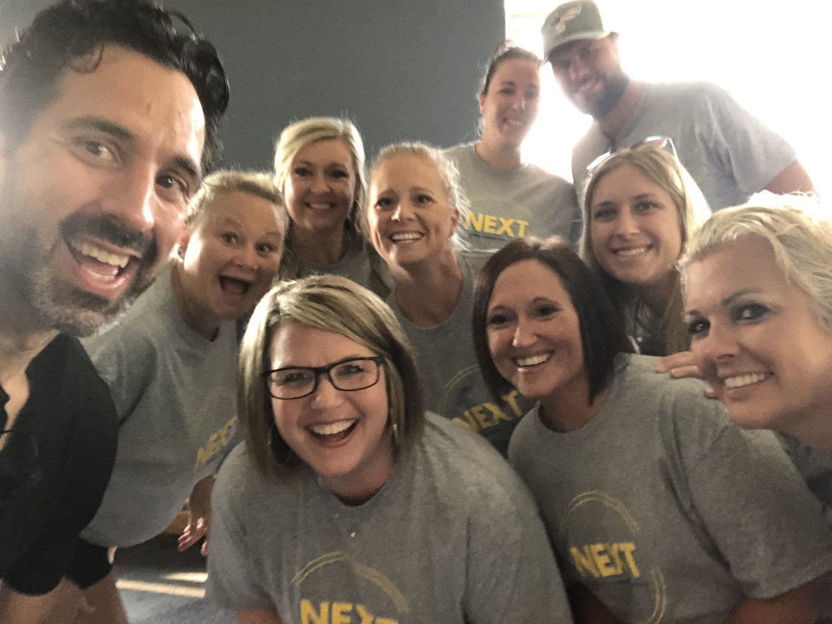 Meeting <a href="/gcouros/">George Couros</a> in person yesterday was incredible, but being included in his presentation this morning @ #WhatsNextRSS made us feel even more excited and ready to #ROCKet this year <a href="/RES_RSSS/">Rockwell Elem NC</a> !  “Moving from a comfortable average in pursuit of an unknown better.” ~George Couros