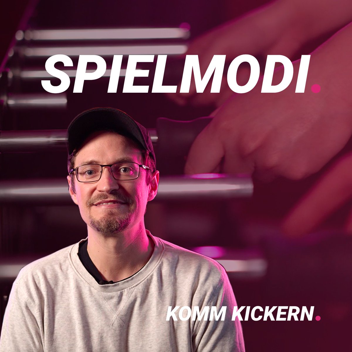 kommkickern's tweet photo. Jan erklärt Spielmodi beim #Tischfußball und #Kickern. Und es gibt so einige Disziplinen: Doppel, Einzel, Goalie-Einzel, Team-Wettbewerb. What's your favourite? https://t.co/9oVGWhZAPQ 
 #letsfoos #kommkickern #foosisallaround #video https://t.co/wZo4B58rvU