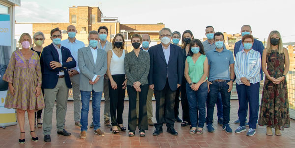 📢 <a href="/jaumepadros/">Jaume Padrós</a> presidirà el <a href="/COMBarcelona/">Col·legi Metges BCN</a> durant els propers 4⃣ anys, amb una Junta de Govern que renova la meitat dels seus membres i que vol “enfortir” el projecte engegat per l’anterior equip

💻bit.ly/3j0G3aP