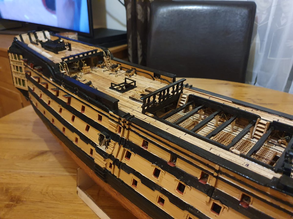 ModelSpaceDE's tweet photo. An Clints HMS Victory gibt es eine Menge zu lieben! Was gefällt euch am besten daran?
#modelspacecommunity #modell #modellbau #schiffsmodellbau https://t.co/8AlBYsOVgW