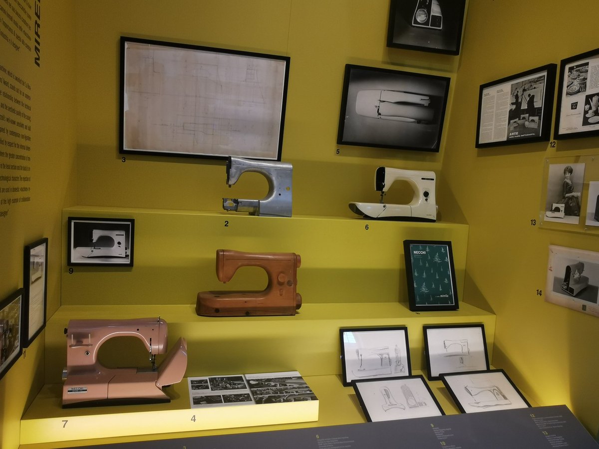 LelaDipi's tweet photo. Io al Museo del Compasso d'Oro ho davvero pensato fortissimo a @chiaralessi e al suo #designinpigiama che tanto mi ha fatto compagnia durante il primo lockdown lo scorso Marzo.
È un luogo meraviglioso. ❤️ https://t.co/SYvR6h4cqQ