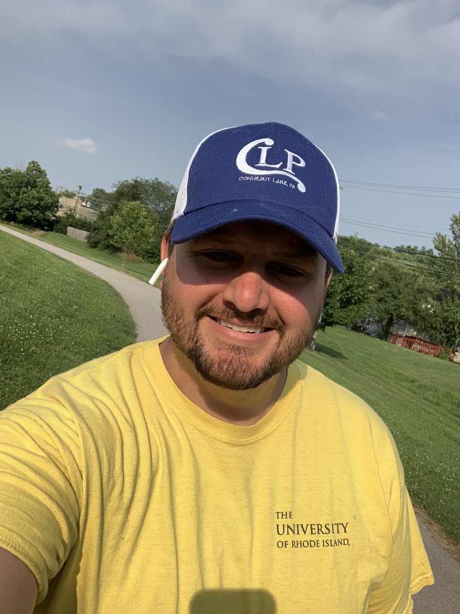 MrMarketingPhD's tweet photo. Beautiful day for a walk around Woodhill Park. Trying my best to keep with with @jward3430 and @KyleHartPhD in Fitbit steps for the week. 😎🌳🌤🌲🏃♂️ #Walking #Running #Jogging #Exercising #Fitbit #StepCompetition #LexingtonKy #WoodhillPark #Outdoors #Nature #BeautifulDay https://t.co/wi9vROqIxz