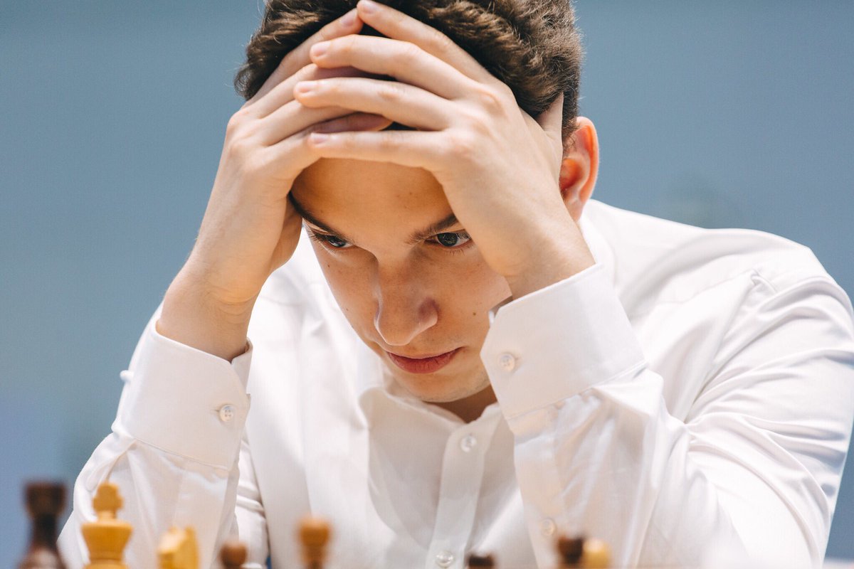 Jan-Krzysztof Duda beat Gujrathi Vidit in the second game of their match and reached the Semifinals, where he will fight against the World Champion Magnus Carlsen. #FIDEWorldCup