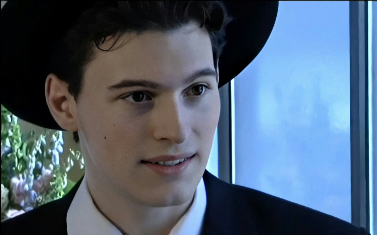 cyber_dno28's tweet photo. Movie "L'Chaim"
#BryanDechart #DechartGames #ConnorArmy https://t.co/llq1WUp1dD