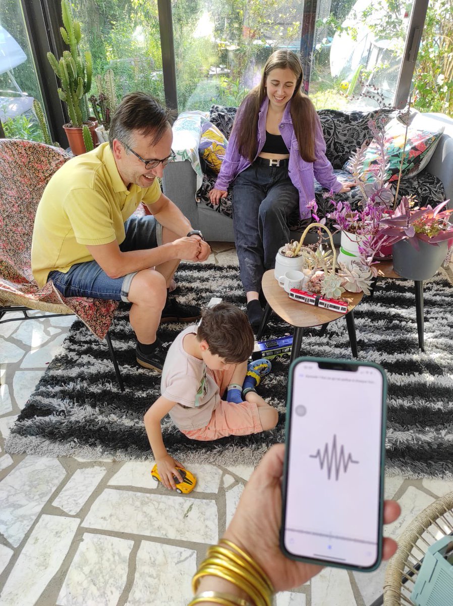 Une idée de podcast à écouter en famille ?
Découvrez #Envoitureverslefutur, imaginé par @VolvoCarFR ,sur la mobilité &amp; les enjeux actuels du développement durable🤗.Les enfants et vous y reconnaîtrez la voix de Mac Lesggy. Passionnant ! Voici le lien : urlz.fr/g7dX
#Ad