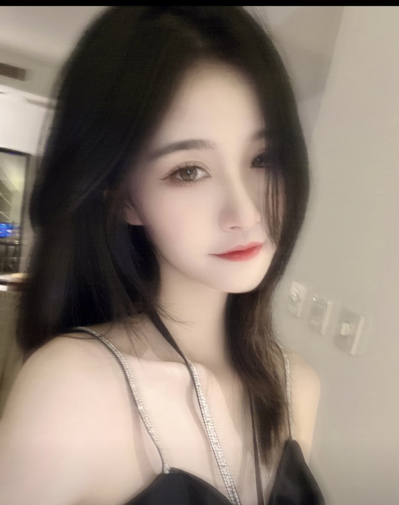 zzy60179488's tweet photo. #意淫   #母狗 #骚货 #射屏 #反差 #性瘾 #磕炮 #羞辱 #舌吻 #母狗 #骚货 #文爱  #粗口 #调教 #做爱  #辱骂  #sm #淫荡 #性瘾 #网调  #小骚货 #变态 #贱货 #打飞机 #反差婊 #性奴  #主奴 #盯射 
骚货天天在朋友圈发骚，不就是想要精液吗，射给她吧 https://t.co/fl2BViS5dy