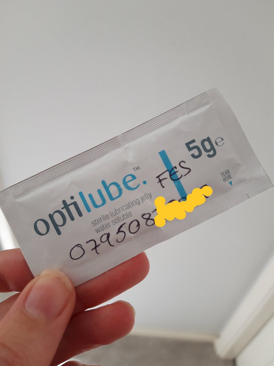 LBeishon's tweet image. You know you're in the #frailtyunit when someone hands you their "optilube" business card in case you need them. Made mine and @geriokelly 's day on call yesterday #geriatrics #dothePR