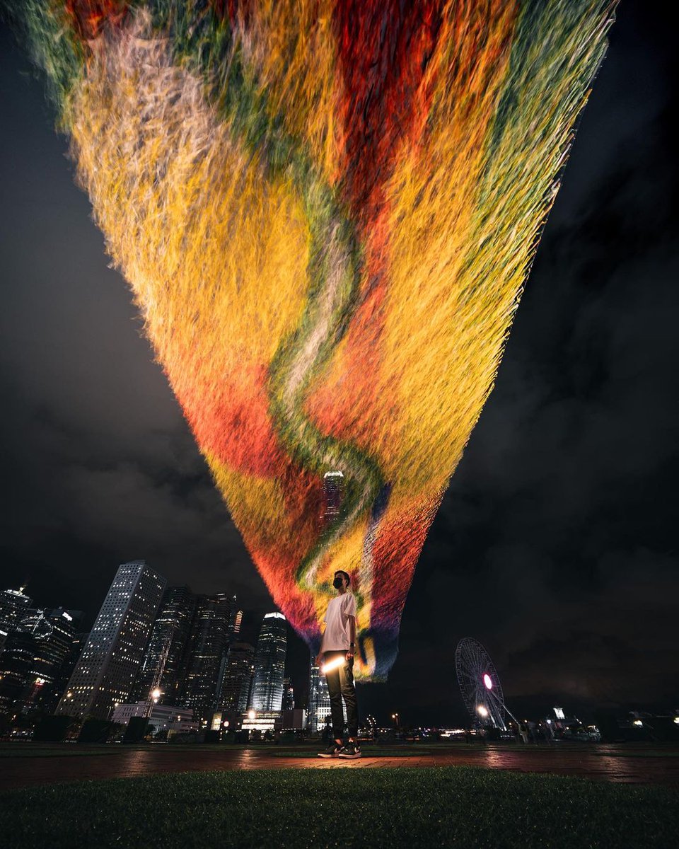 Poetic_Kinetics's tweet photo. IMAGE OF THE DAY! is a stunning picture of #RiverOfLight. Thank you @dixonkwan for this amazing capture!
RIVER OF LIGHT by #PatrickShearn of #PoeticKinetics as part of our #SkynetArt Series, Commissioned by #ddHK of Hong Kong Design Centre!
#HKDC #PublicArt #KineticArt https://t.co/4Lh3xCgl35