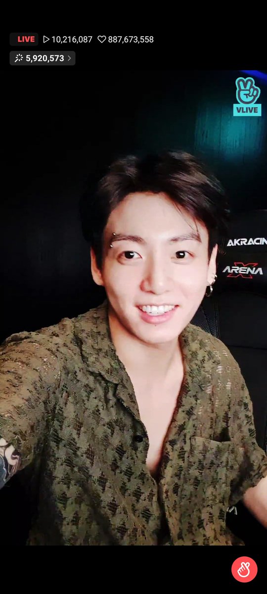 bts_stanning's tweet photo. i love you so much 😭 https://t.co/t6piLOGWJF