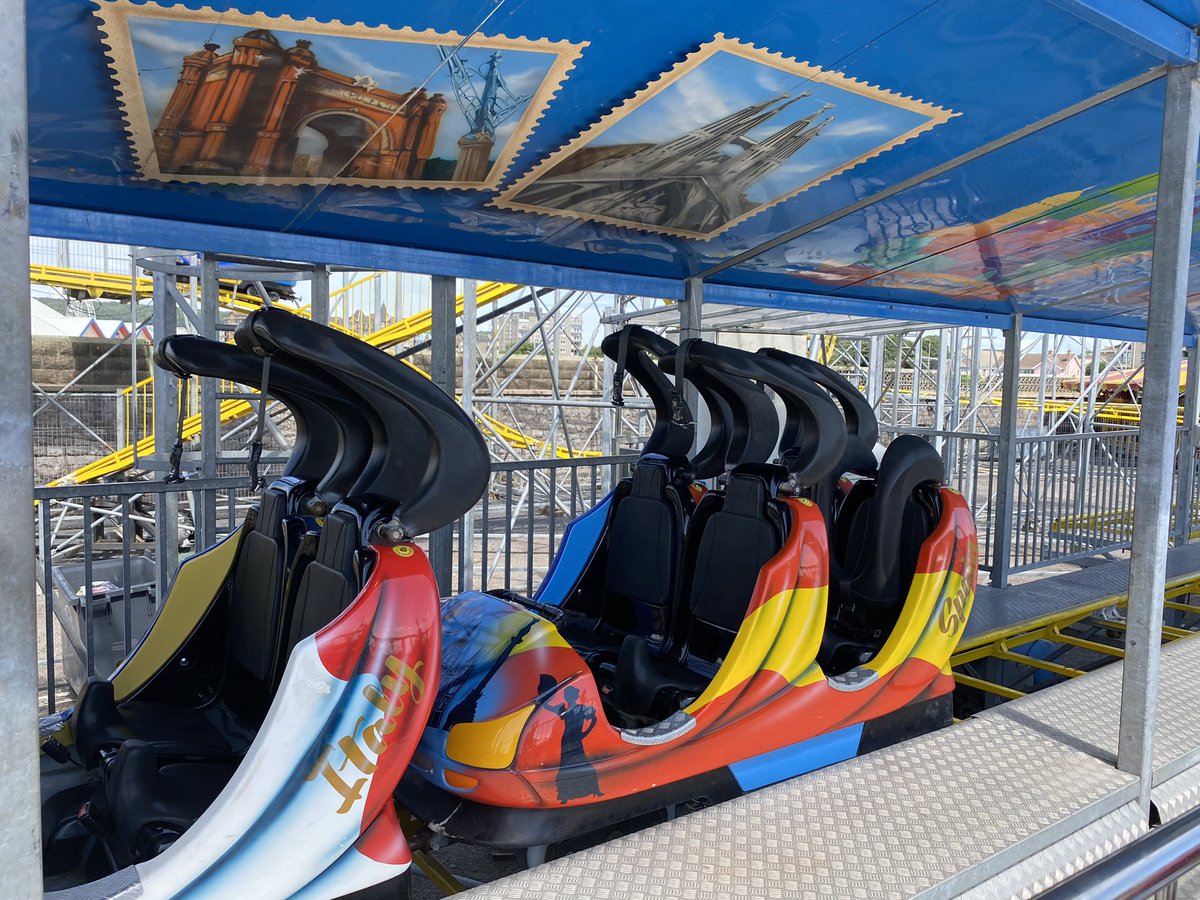 yrexperienceg's tweet photo. Happy to pick up some new creds today but over the head restraints on this, why?! 😬😆 #credlife https://t.co/5CJXar6TPg