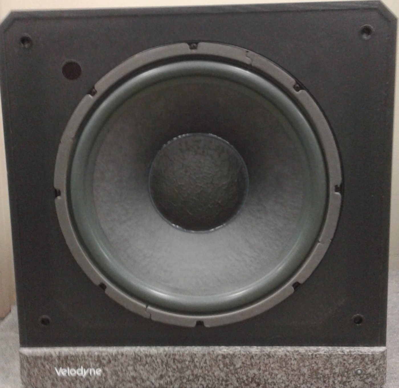 The Buy and Sell Store on Twitter: "Some serious bass for the home audio This Velodyne subwoofer measures 15 inch in with 250 watt output. An oldie with fantastic quality.