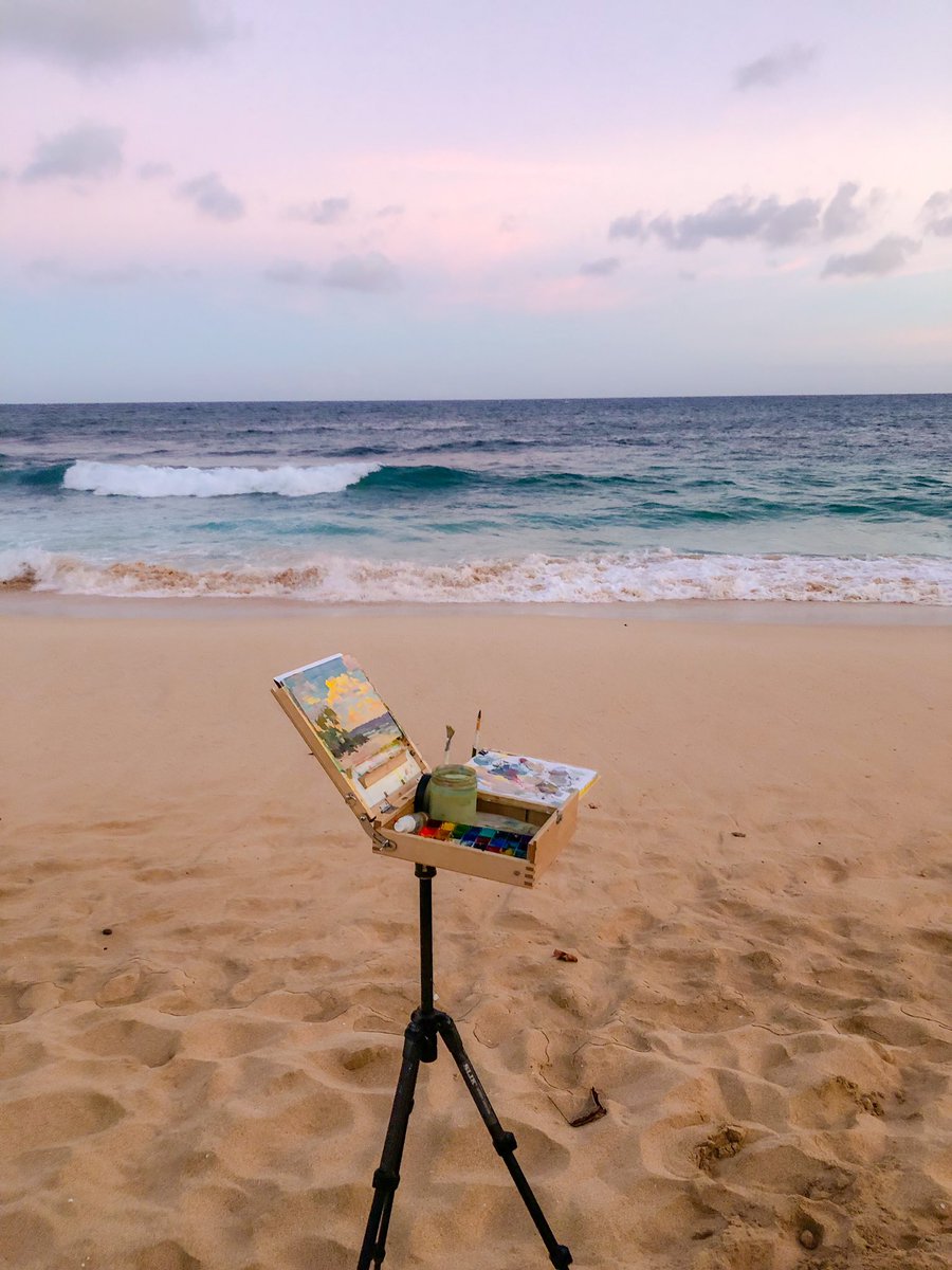 tommykimart's tweet photo. More clouds and the beach at Sandy beach in Hawaii❤️ #gouache #pleinair https://t.co/5SmwZMH70M