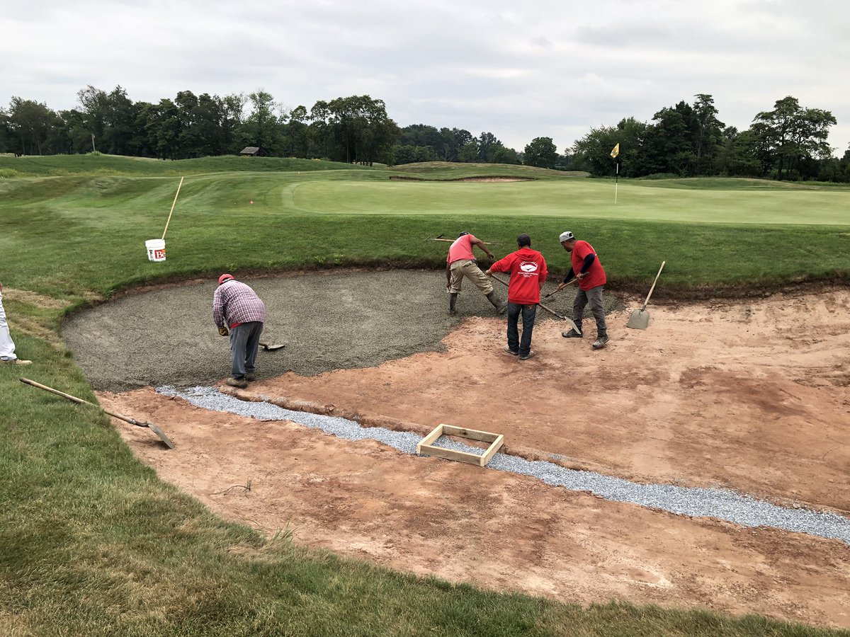 Bradhelcoski's tweet photo. Another great @CapConGolf bunker install with @LeyCompany at @TCGolfCourse today. Looking good! Give @EwingIrrigation a call for your fall bunker renovations needs. From drainage to irrigation to bunker solutions we have you covered! https://t.co/gYnz7sf6vy