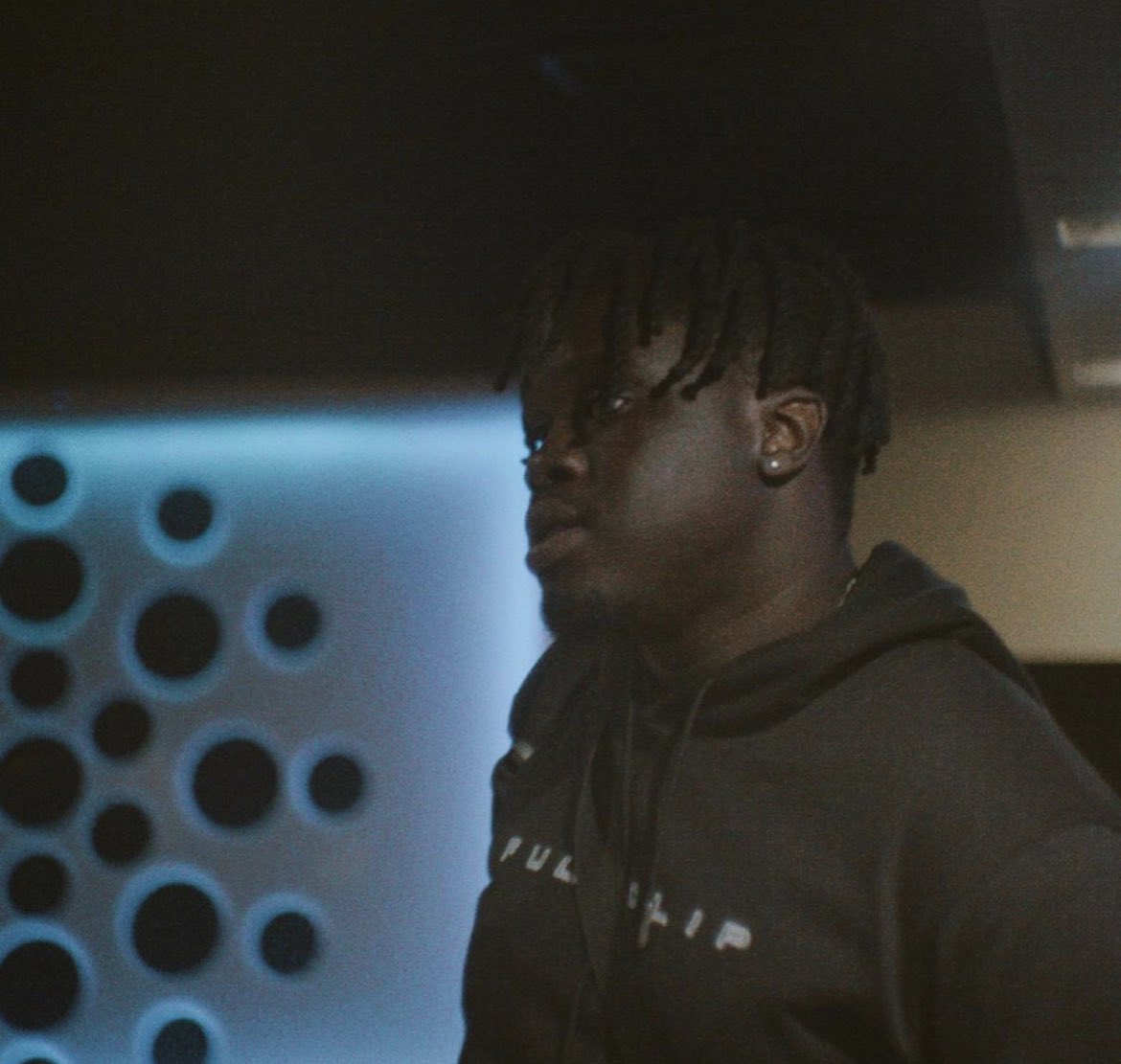 Full Clip ® tweet media