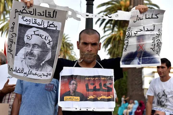 jebhaoui's tweet photo. حُكم على المناضل نور الدين العواج اليوم (29 يوليوز 2021) بسنتين سجنا نافذا.
تهمة نور الدين هي التضامن مع المعتقلين السياسيين ومعتقلي الرأي.
يعممون القمع والاعتقال فلنعمم التضامن والاحتجاج✌🏽
#FreeKoulchi https://t.co/dgI3MBFflC