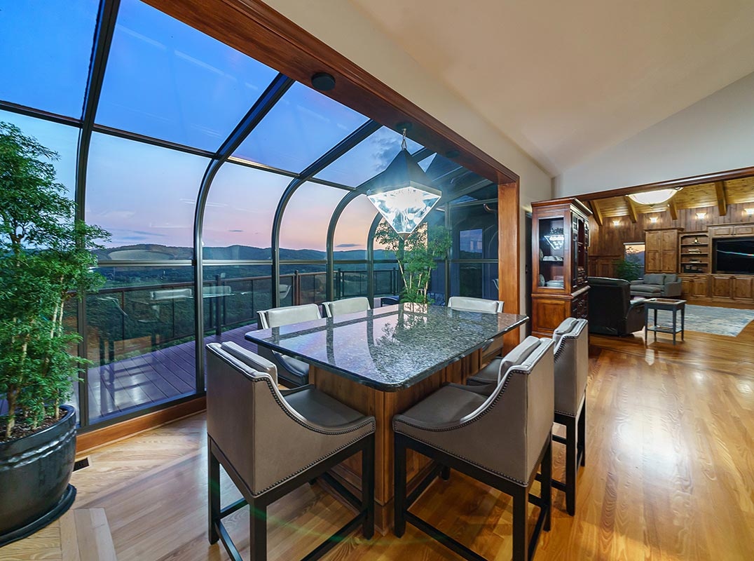 Luxury Home Magazine tweet media
