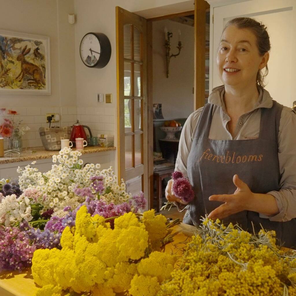Cutting, dodging the showers and drying flowers...
.
.
.
That's what we have been up to these last couple of days - ensuring our bounty of summer flowers we have grown for dried everlastings gets safely harvested and prepped for hanging up to dry.
.
.
Ov… instagr.am/p/CR6tJYDCVSm/