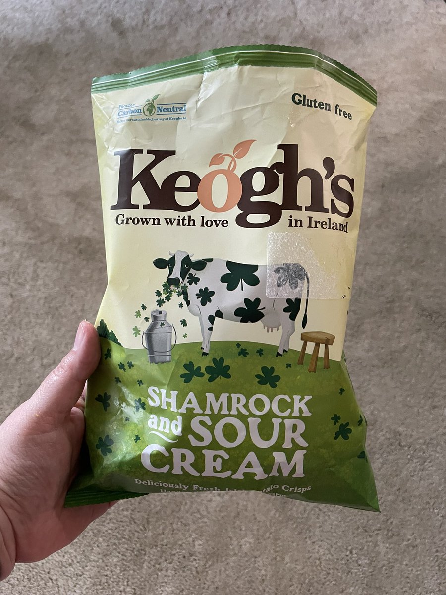 AgLifeKalyn's tweet photo. Beyond thankful for my BFF @GillKRichardson for shipping my favorite bag of @Keoghsfarm crisps to me in Florida #IrishGrown #sendmore 😂❤️ https://t.co/dAT3FZBMpl