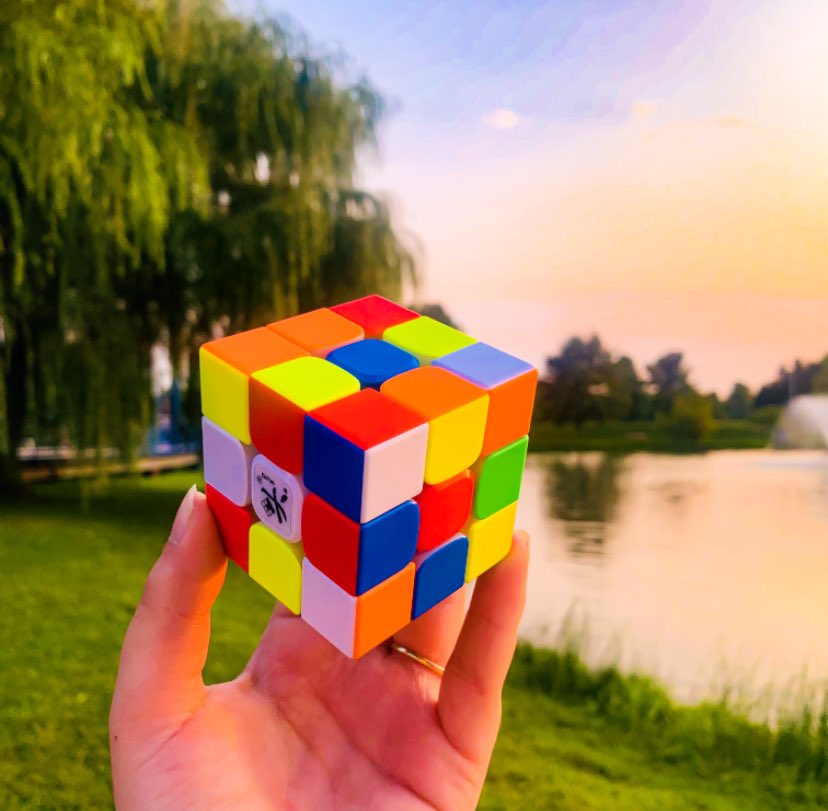 cubenerd3's tweet photo. #photo #photography #cube #cubing #cubes #cube #rubiks #rubiks #speedcube #art https://t.co/Wpo8z4Hc0N