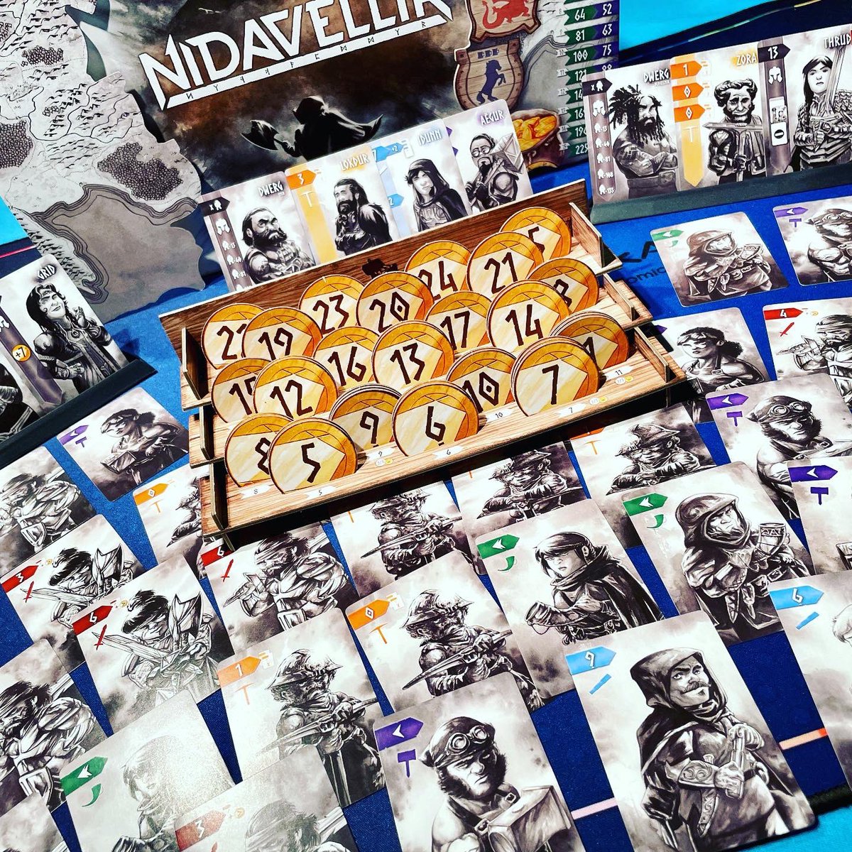 NikoOika's tweet photo. Novices, experts, passionnés, … 

Ce jeu est fait pour tous les joueurs ! Un univers, une belle stratégie, plusieurs façons de scorer ! 

Soyez le capitaine de la plus grande et plus forte armée de nains !!!

#jeu #jeudesociete #amiens #board #boardgame #nidavellir https://t.co/1UAQ2zSAQw