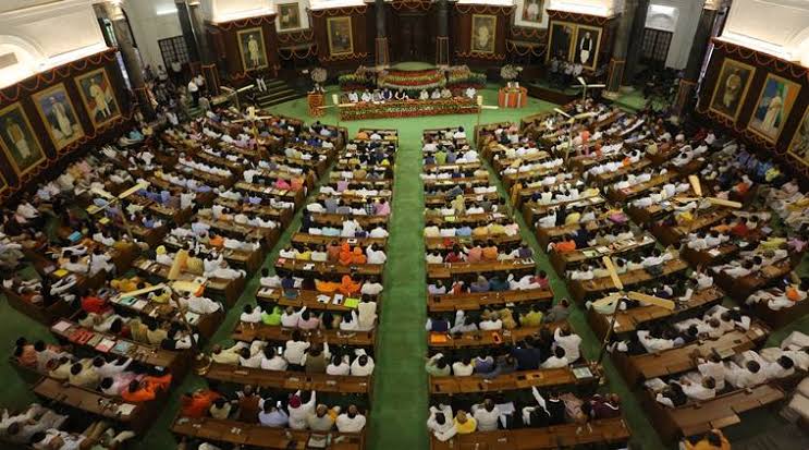 CNBCTV18Live's tweet image. .@CNBCTV18News newsbreak confirmed, The General Insurance 
Business (Nationalisation)
Amendment Bill, 2021 AND #DICGC Bill listed to be taken up in the Lok Sabha tomorrow.