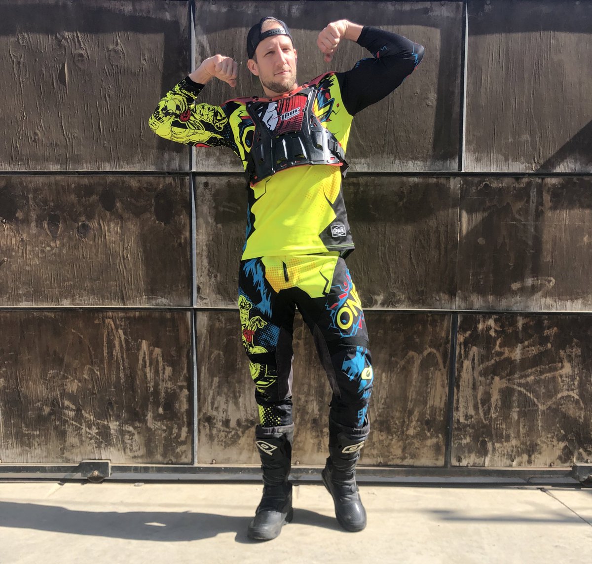 sQ Flamesword tweet media