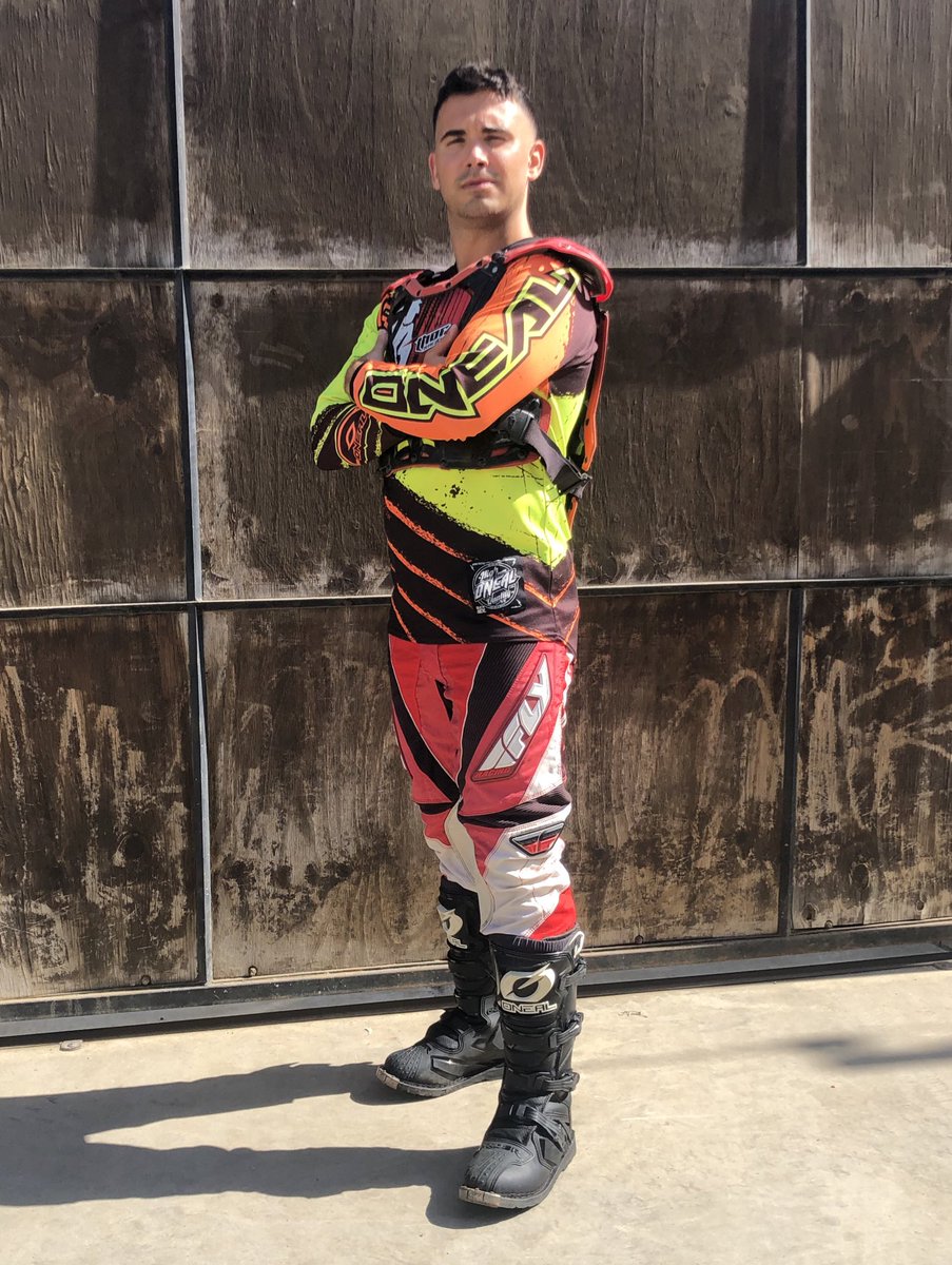 sQ Flamesword tweet media