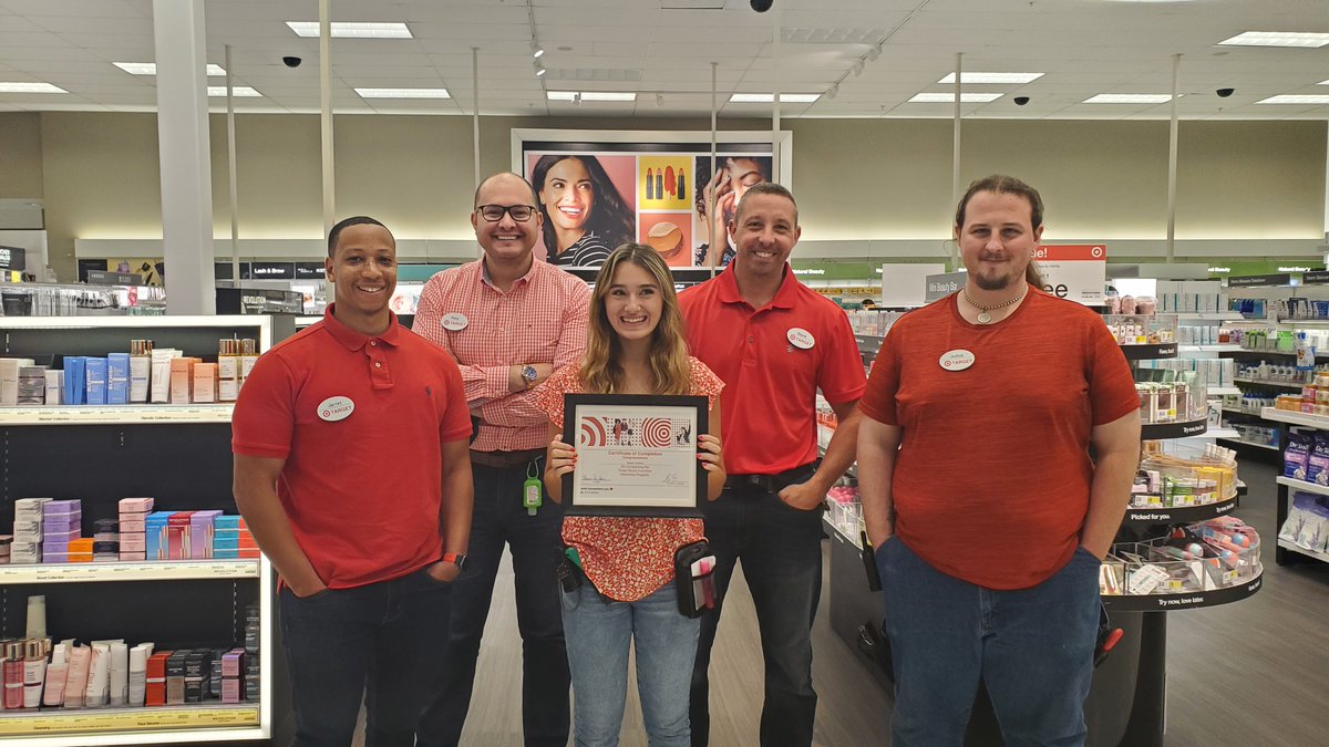 These last 8 weeks have been such an awesome experience for our two interns Hannah and Taylor. I can’t believe how far you’ve both come since day one. Your perseverance and leadership development is something to truly be proud of! Congrats on graduating! #WorkSomewhereYouLove🎯😁