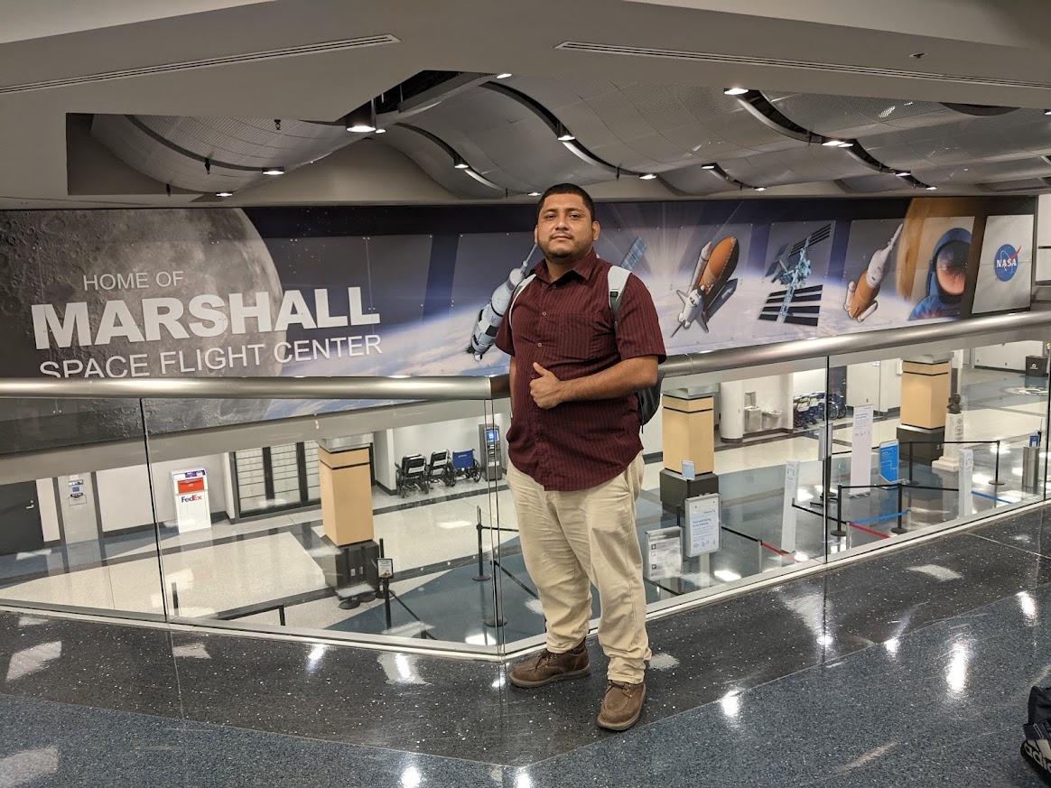 Today also wraps up a technical exchange of Delwin Guevara of <a href="/CZMAIBelize/">Coastal Zone Management Authority & Institute BZ</a> to <a href="/UAHuntsville/">University of Alabama in Huntsville (UAH)</a> / National Space Science &amp; Technology Center (NSSTC), in the context of the ongoing #AI for the #Belize 🇧🇿National Marine Habitat Map project. #BelizeanTwitter
x.com/BzGEO/status/1…