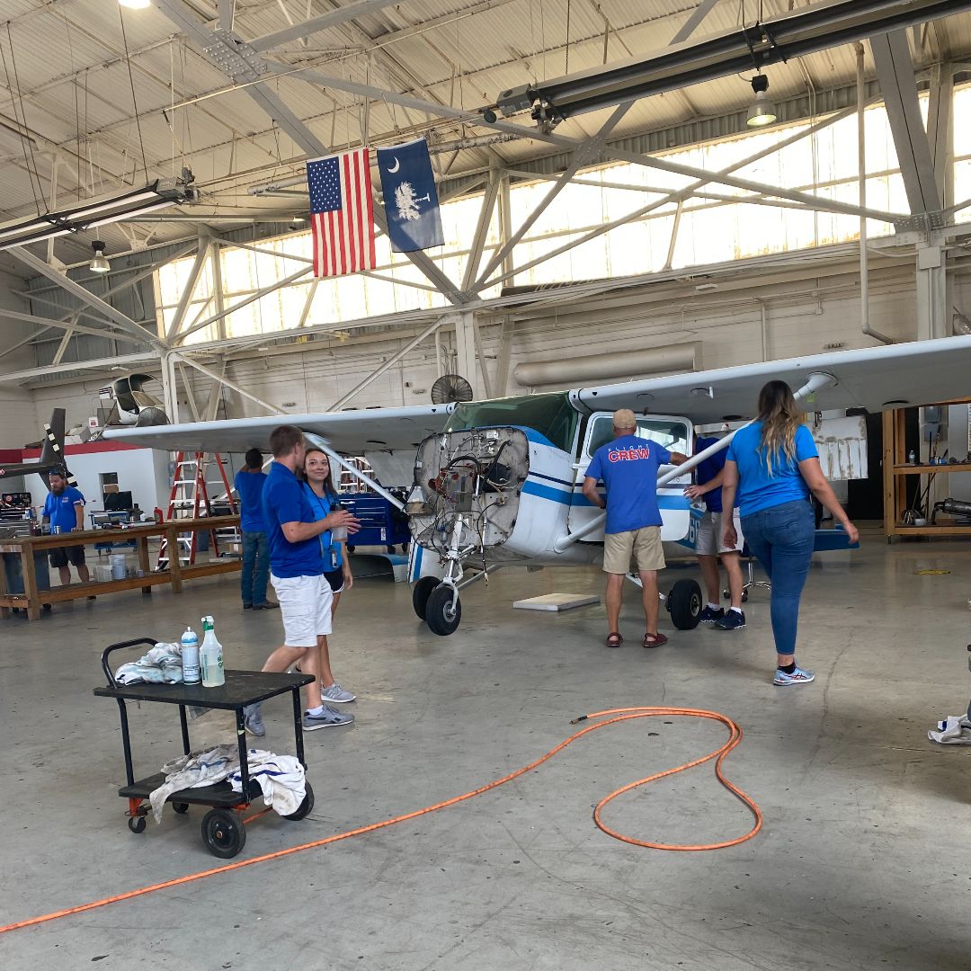 mbflightschool's tweet photo. Our #pilots work closely with our team of expert #mechanics to keep our #planes in pristine condition! We are very fortunate to have our maintenance crew in-house as it provides our #students with the opportunity to learn how planes operate inside and out! https://t.co/GHaGoWHZZH