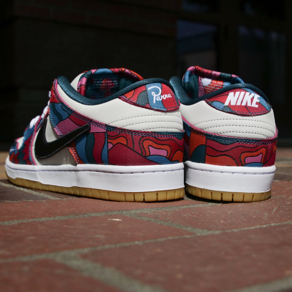 🥇Local Raffle Alert🥇

Go for gold! Our <a href="/nikesb/">NIKE SB</a> Parra Dunk Raffle will launch soon.
Raffle entry link can be found in our Instagram story at 11am PST.
Good luck!

❗️In-Store Pick-Up &amp; Purchase Only❗️