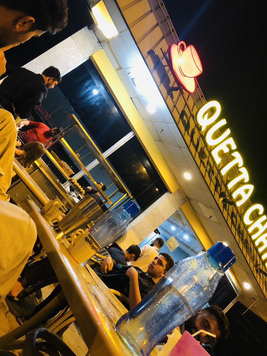Aamirkh48072990's tweet photo. The best place of chai🤩🤩….heals the mind❤️ #Quettachai https://t.co/7EtP6U72uf