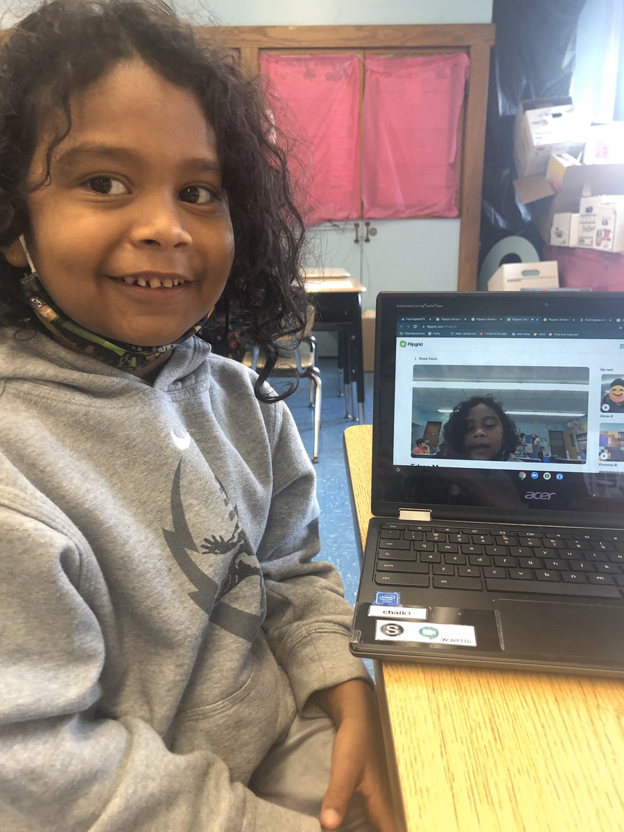 BMcClelland24's tweet image. Students in @Gallinos_Group used @Flipgrid (AND the brand new emoji stickers! 😀) to share facts they learned about sharks 🦈 and which one of the sharks is their favorite! #ESY21 💚 #smorelearning #smorefun 👏🏻👍🏻