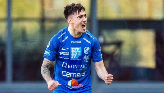 ftransfers's tweet photo. Officiellt: Division 1-klubb värvar Deniz Yaldir
https://t.co/FhNLFHMCAZ
#ettanfotboll #superettan https://t.co/tJ4ThgIZkv