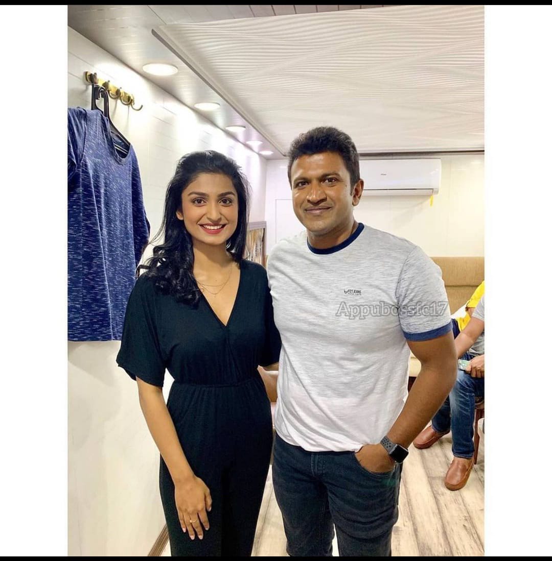 Good night Appu Cults 
#KingOfKfi
#James #KingAppu 
#Dvitva @PuneethRajkumar